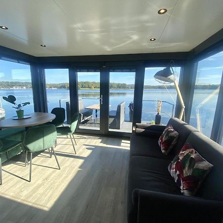 Houseboat Marina Mookerplas 4-6 Persons Plasmolen Buitenkant foto