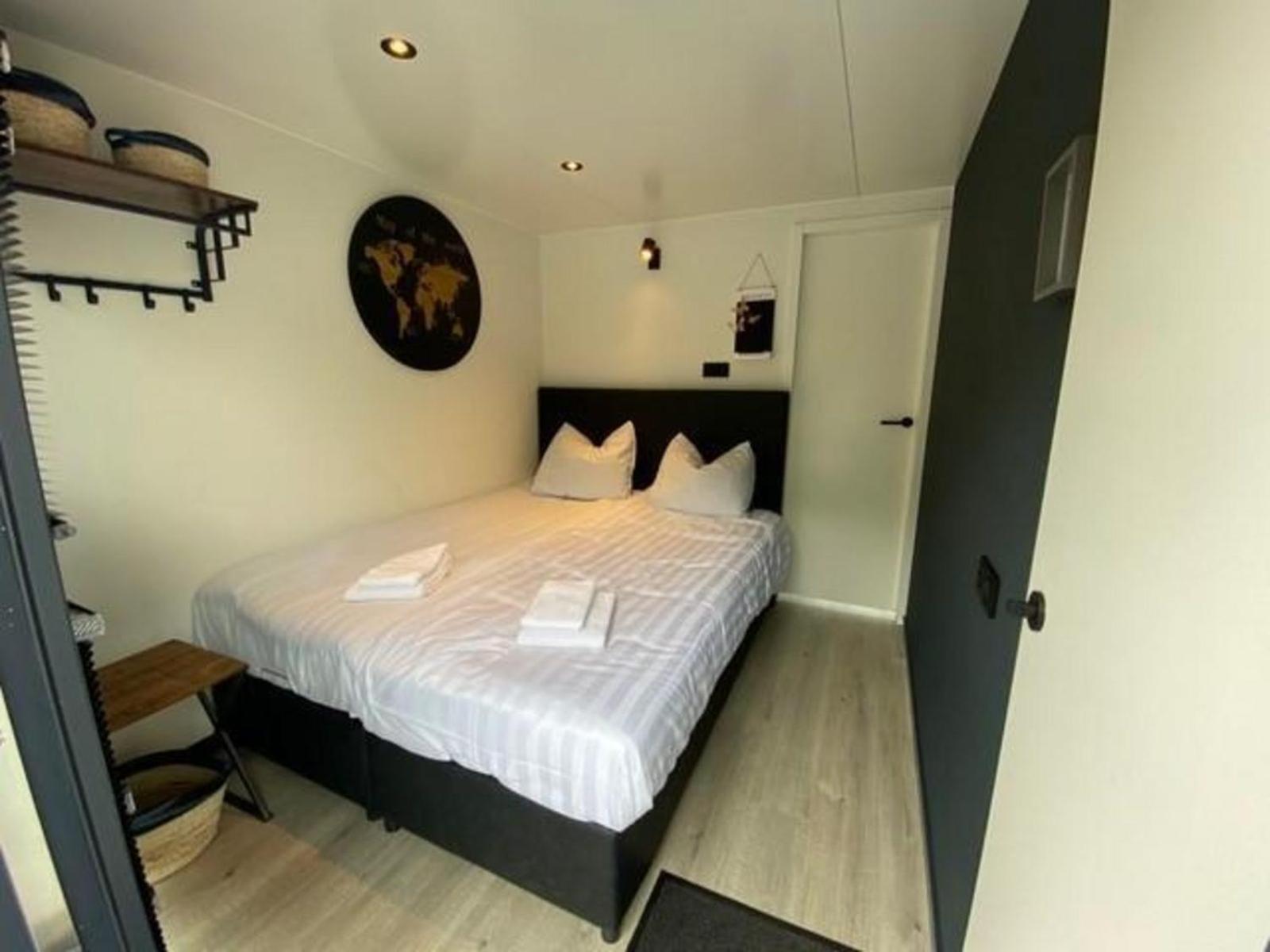Houseboat Marina Mookerplas 4-6 Persons Plasmolen Buitenkant foto